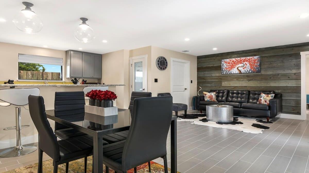 Blumenhaus Sleeps 6 Full Kitchen Plus Hot Tub Fredericksburg Extérieur photo